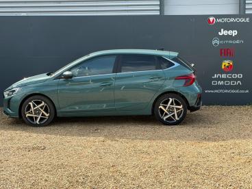 SPOTICAR Hyundai I20 1.0 T-gdi Premium Dct Euro 6 (s/s) 5dr Used Car - Hatchback Petrol Green - Kings Lynn - 1200622185_5