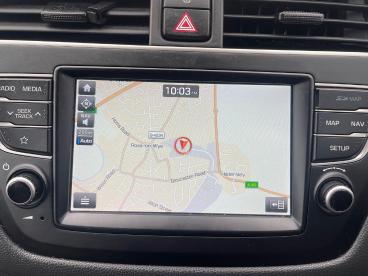 SPOTICAR Hyundai I20 1.0 T-gdi Premium Nav Euro 6 5dr Used Car - Hatchback Petrol White - Ross-on-wye - 1200634503_2