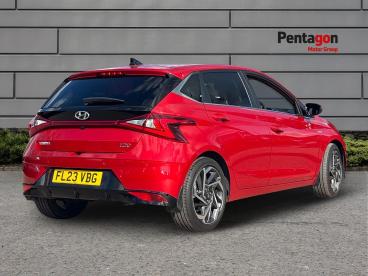 SPOTICAR Hyundai I20 1.0 T-gdi Mhev Premium Dct Euro 6 (s/s) 5dr Used Car - Hatchback Hybrid Red - Nottingham - 1200635331_4