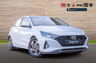 SPOTICAR Hyundai I20 1.0 T-gdi Mhev Se Connect Dct Euro 6 (s/s) 5dr Used Car - Hatchback Hybrid White - Nuneaton - 1200640927_1