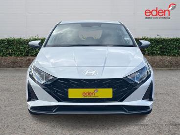 SPOTICAR Hyundai I20 1.0 T-gdi Element Euro 6 (s/s) 5dr Used Car - Hatchback Petrol White - Fareham - 1200645361_2