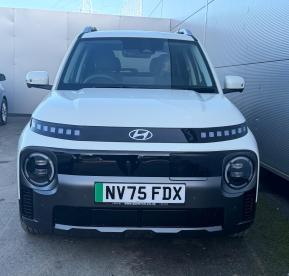 SPOTICAR Hyundai Inster Long Range 49kwh Cross Auto 5dr Used Car - Suv Electric Beige - Darlington - 1200577582_2