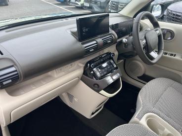 SPOTICAR Hyundai Inster Long Range 49kwh 02 Auto 5dr Used Car - Suv Electric Green - Blackpool - 1200601492_2