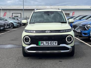 SPOTICAR Hyundai Inster Long Range 49kwh 02 Auto 5dr Used Car - Suv Electric Yellow - Blackpool - 1200608157_4