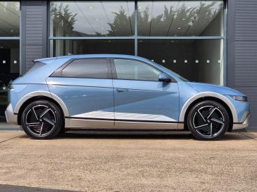 SPOTICAR Hyundai Ioniq 5 84kwh Ultimate Auto 5dr Used Car - Saloon Electric Blue - Bury St. Edmunds - 1200619887_2