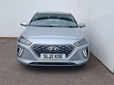 SPOTICAR Hyundai Ioniq 1.6 H-gdi Premium Se Dct Euro 6 (s/s) 5dr Used Car - Saloon Hybrid Silver - Trowbridge - 1200604080_3