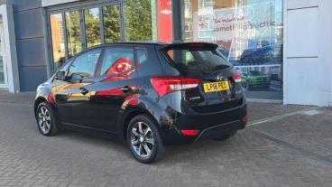 SPOTICAR Hyundai Ix20 1.6 Se Auto Euro 6 5dr Used Car - Hatchback Petrol Black - London - 1200601436_5