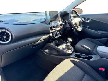 SPOTICAR Hyundai Kona 1.0 T-gdi Mhev Se Connect Euro 6 (s/s) 5dr Used Car - Suv Hybrid Red - Wallsend - 1200542141_3