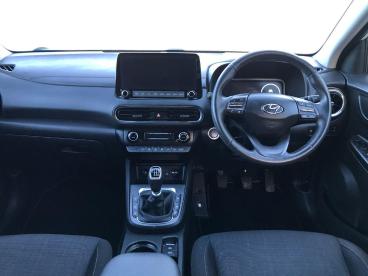 SPOTICAR Hyundai Kona 1.0 T-gdi Mhev Premium Euro 6 (s/s) 5dr Used Car - Suv Hybrid White - Bangor - 1200557598_4