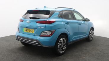 SPOTICAR Hyundai Kona 64kwh Premium Auto 5dr (10.5kw Charger) Used Car - Suv Electric Blue - Truro - 1200563722_3