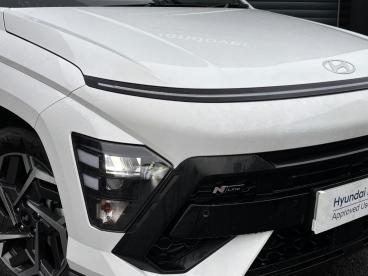 SPOTICAR Hyundai Kona 1.6 H-gdi N Line Dct Euro 6 (s/s) 5dr Used Car - Suv Hybrid White - Eglinton - 1200570636_3