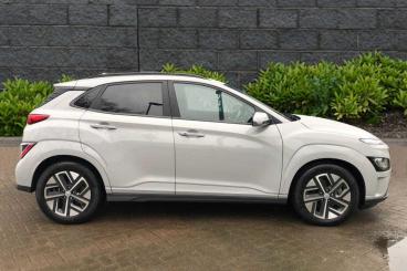 SPOTICAR Hyundai Kona 64kwh Ultimate Auto 5dr (10.5kw Charger) Used Car - Suv Electric Grey - Rugby - 1200578674_3