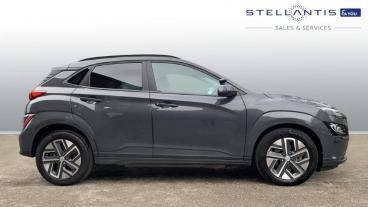 SPOTICAR Hyundai Kona 39kwh Premium Auto 5dr (10.5kw Charger) Used Car - Suv Electric Grey - Stockport - 1200579274_2
