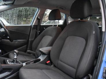 SPOTICAR Hyundai Kona 1.0 T-gdi Mhev Se Connect Euro 6 (s/s) 5dr Used Car - Suv Hybrid Blue - Hinckley - 1200584808_5