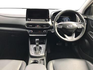 SPOTICAR Hyundai Kona 1.6 H-gdi Ultimate Dct Euro 6 (s/s) 5dr Used Car - Suv Hybrid White - Bangor - 1200589566_4