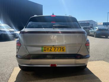 SPOTICAR Hyundai Kona 65.4kwh Ultimate Auto 5dr Used Car - Suv Electric Silver - Eglinton - 1200595477_2
