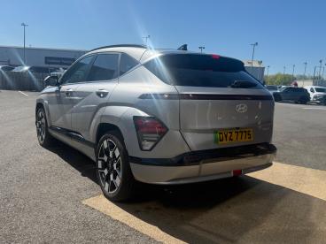 SPOTICAR Hyundai Kona 65.4kwh Ultimate Auto 5dr Used Car - Suv Electric Silver - Eglinton - 1200595477_4