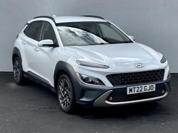 SPOTICAR Hyundai Kona 1.6 H-gdi Premium Dct Euro 6 (s/s) 5dr Used Car - Suv Hybrid White - Rochdale - 1200599394_1