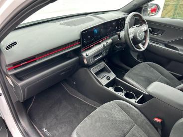 SPOTICAR Hyundai Kona 65.4kwh N Line S Auto 5dr Used Car - Suv Electric White - Ormskirk - 1200601047_2