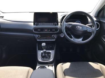 SPOTICAR Hyundai Kona 1.0 T-gdi Mhev Premium Euro 6 (s/s) 5dr Used Car - Suv Hybrid Blue - Bangor - 1200602638_4