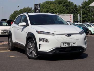 SPOTICAR Hyundai Kona 64kwh Premium Auto 5dr (7kw Charger) Used Car - Suv Electric White - Walsall - 1200606004_1