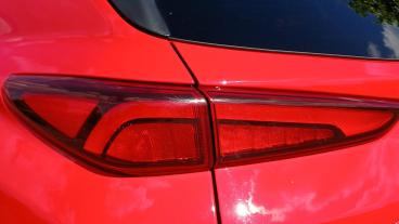 SPOTICAR Hyundai Kona 1.0 T-gdi Mhev N Line Euro 6 (s/s) 5dr Used Car - Suv Hybrid Red - Croydon - 1200614359_5