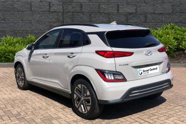 SPOTICAR Hyundai Kona 64kwh Ultimate Auto 5dr (10.5kw Charger) Used Car - Suv Electric Grey - Rugby - 1200619768_4