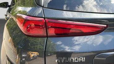 SPOTICAR Hyundai Kona 1.6 H-gdi Ultimate Dct Euro 6 (s/s) 5dr Used Car - Suv Hybrid Grey - Stockport - 1200623197_5