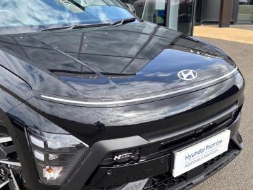 SPOTICAR Hyundai Kona 1.6 H-gdi N Line Dct Euro 6 (s/s) 5dr Used Car - Suv Hybrid Black - Eglinton - 1200626992_2