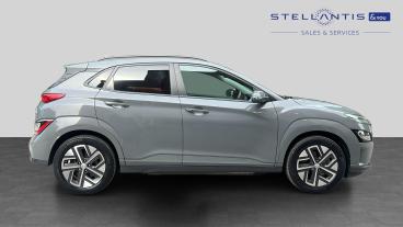 SPOTICAR Hyundai Kona 64kwh Premium Auto 5dr (10.5kw Charger) Used Car - Suv Electric Grey - Stockport - 1200629808_2
