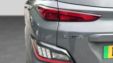 SPOTICAR Hyundai Kona 64kwh Premium Auto 5dr (10.5kw Charger) Used Car - Suv Electric Grey - Stockport - 1200629808_5