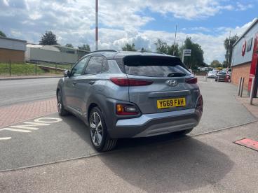 SPOTICAR Hyundai Kona 1.0 T-gdi Premium Se Euro 6 (s/s) 5dr Used Car - Suv Petrol Silver - Melton Mowbray - 1200634281_3
