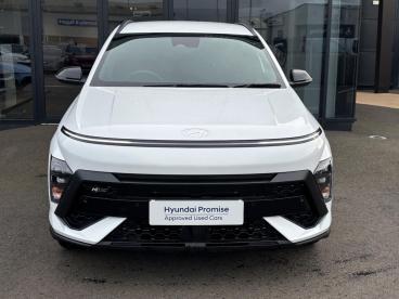 SPOTICAR Hyundai Kona 1.6 H-gdi N Line Dct Euro 6 (s/s) 5dr Used Car - Suv Hybrid White - Eglinton - 1200635093_4