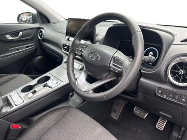 SPOTICAR Hyundai Kona 39kwh Premium Auto 5dr (10.5kw Charger) Used Car - Suv Electric Grey - Evesham - 1200644924_3
