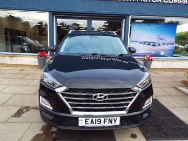SPOTICAR Hyundai Tucson 1.6 Gdi Premium Euro 6 (s/s) 5dr Used Car - Suv Petrol Black - Campeltown - 1200537946_2