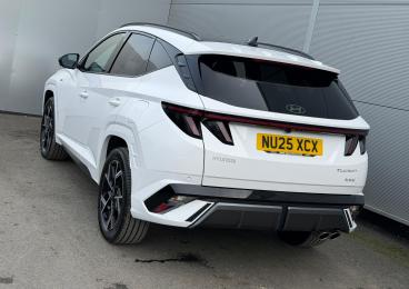 SPOTICAR Hyundai Tucson 1.6 T-gdi N Line S Auto Euro 6 (s/s) 5dr Used Car - Suv Hybrid White - Darlington - 1200542412_3