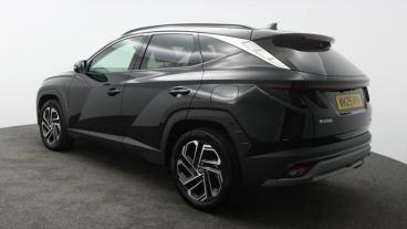SPOTICAR Hyundai Tucson 1.6 T-gdi Ultimate Auto Euro 6 (s/s) 5dr Used Car - Suv Hybrid Black - Truro - 1200548352_5