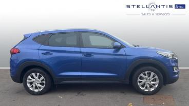 SPOTICAR Hyundai Tucson 1.6 Gdi Se Nav Euro 6 (s/s) 5dr Used Car - Suv Petrol Blue - Bristol - 1200552971_2