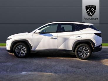 SPOTICAR Hyundai Tucson 1.6 T-gdi Se Connect Euro 6 (s/s) 5dr Used Car - Suv Petrol White - Oldham - 1200557468_4