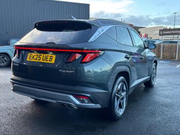 SPOTICAR Hyundai Tucson 1.6 T-gdi Premium Euro 6 (s/s) 5dr Used Car - Suv Petrol Green - Eglinton - 1200558954_4