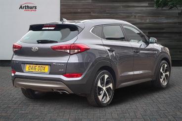 SPOTICAR Hyundai Tucson 2.0 Crdi Premium Auto 4wd Euro 6 5dr Used Car - Suv Diesel Grey - Oswestry - 1200575288_3