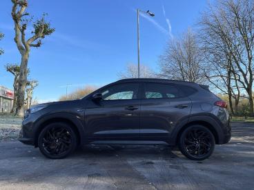 SPOTICAR Hyundai Tucson 1.6 Crdi Mhev N Line Dct Euro 6 (s/s) 5dr Used Car - Suv Hybrid Grey - Swansea - 1200576687_5