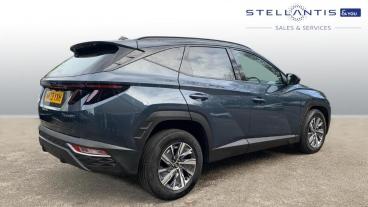 SPOTICAR Hyundai Tucson 1.6 T-gdi Se Connect Euro 6 (s/s) 5dr Used Car - Suv Petrol Blue - Stockport - 1200580415_3