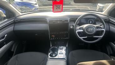 SPOTICAR Hyundai Tucson 1.6 T-gdi 13.8kwh Premium Auto 4wd Euro 6 (s/s) 5d Used Car - Suv Plug-in Hybrid Black - Birmingham - 1200588254_4