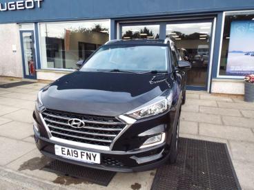 SPOTICAR Hyundai Tucson 1.6 Gdi Premium Euro 6 (s/s) 5dr Used Car - Suv Petrol Black - Campeltown - 1200589544_3