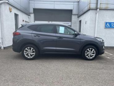 SPOTICAR Hyundai Tucson 1.6 Gdi Se Nav Euro 6 (s/s) 5dr Used Car - Suv Petrol Grey - Inverness - 1200598386_3