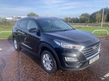 SPOTICAR Hyundai Tucson 1.6 Gdi Se Nav Euro 6 (s/s) 5dr Used Car - Suv Petrol Black - Portadown - 1200601481_1