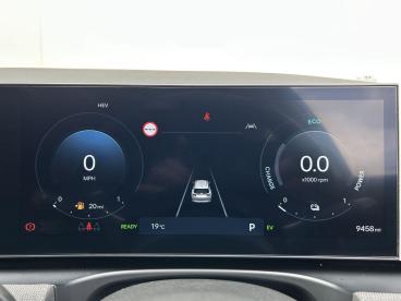 SPOTICAR Hyundai Tucson 1.6 T-gdi 13.8kwh Premium Auto Euro 6 (s/s) 5dr Used Car - Suv Plug-in Hybrid White - Preston - 1200607616_3