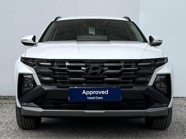 SPOTICAR Hyundai Tucson 1.6 T-gdi 13.8kwh Premium Auto Euro 6 (s/s) 5dr Used Car - Suv Plug-in Hybrid White - Preston - 1200607616_4