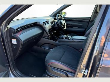 SPOTICAR Hyundai Tucson 1.6 H T-gdi N Line Auto Euro 6 (s/s) 5dr Used Car - Suv Hybrid Grey - Eastbourne - 1200607697_2